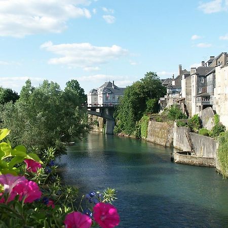 Couett'Hotel Oloron Sainte Marie Exterior foto