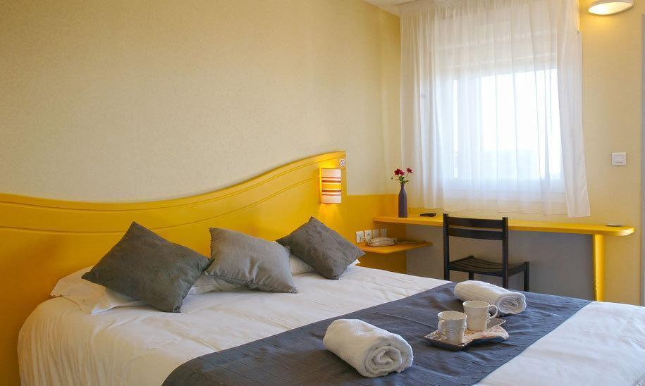 Couett'Hotel Oloron Sainte Marie Exterior foto