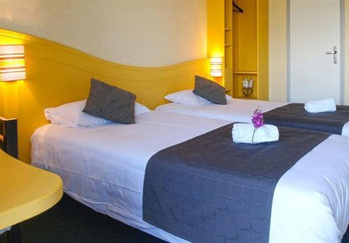 Couett'Hotel Oloron Sainte Marie Exterior foto